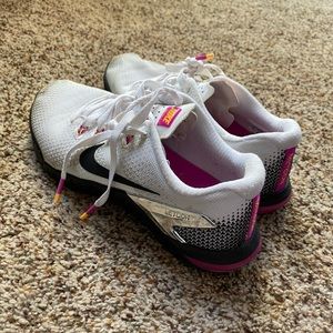 Nike cross training shoes